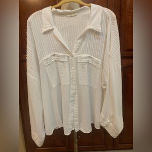 SPELL & THE GYPSY flowy white button down blouse with 3/4 inch wide sleeves